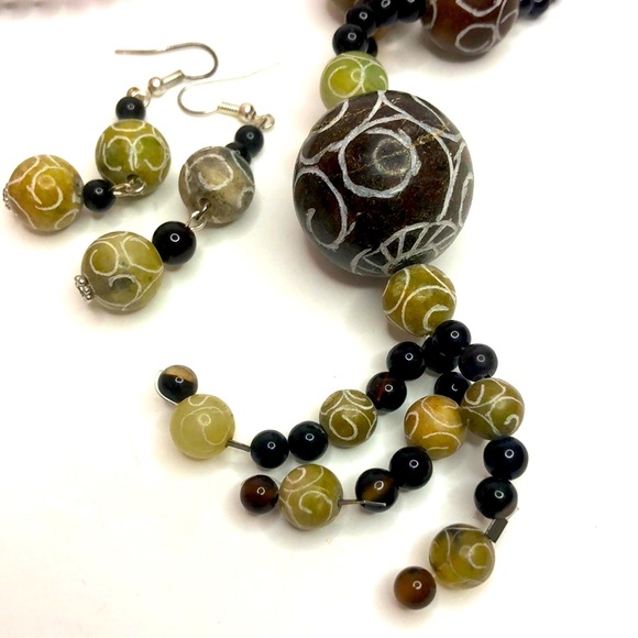 Sterling Silver Plated Rainbow Obsidian Alabaster Bead Necklace And Earrings Set - Picture 7 of 9